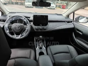 Toyota Corolla 2023 White