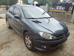 Peugeot 206 2004 Gray