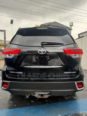 Toyota Highlander Limited 4x4 V6 (3.5L 6cyl 8A) 2017 Black
