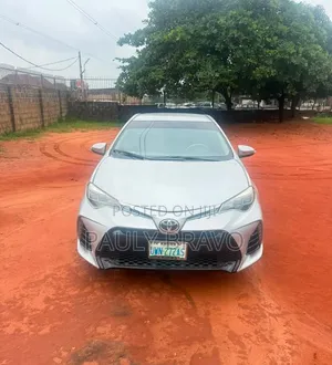 Toyota Corolla 2016 Silver
