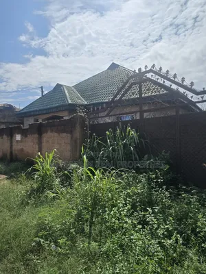 6bdrm House in Briansbrain, Benin City for sale