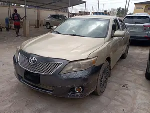 Toyota Camry 2007 Gold