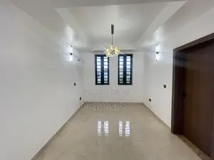 4bdrm Duplex in Bode Thomas for sale