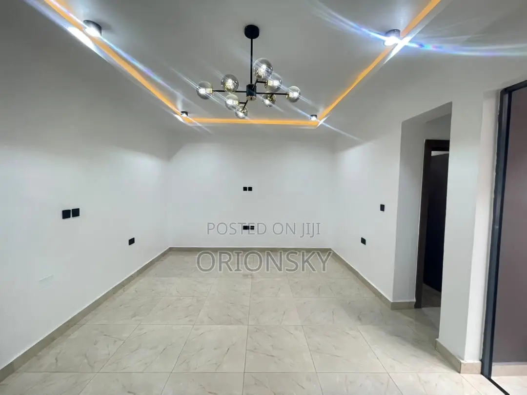 4bdrm Duplex in Bode Thomas for sale