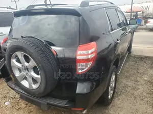 Toyota RAV4 2.5 4x4 2010 Black