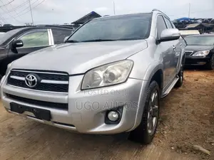Toyota RAV4 2.5 4x4 2010 Silver