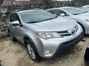 Toyota RAV4 2014 Silver