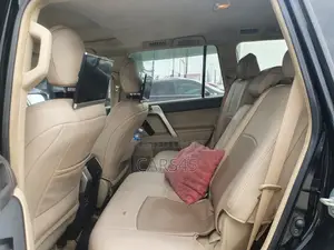 Toyota Land Cruiser Prado 2021 Black