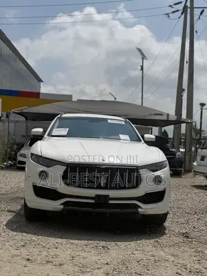 Maserati Levante S AWD 2017 White