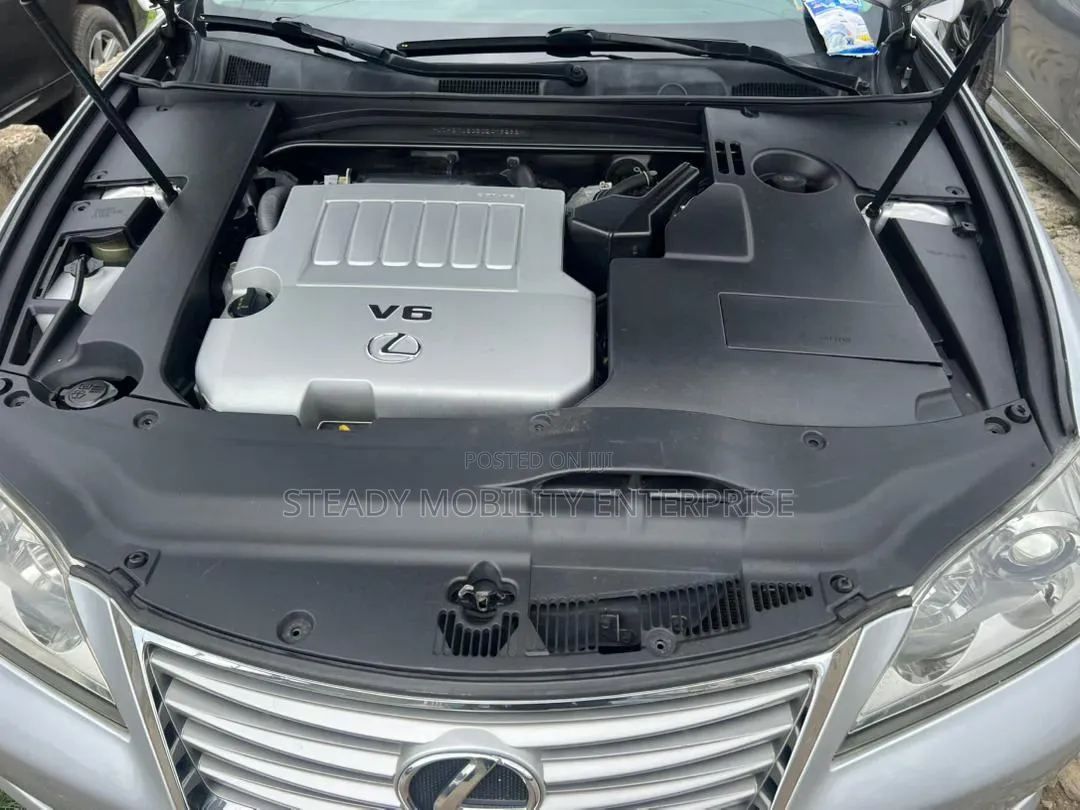 Lexus ES 2012 Silver