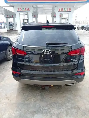 Hyundai Santa Fe SE AWD 2017 Black