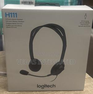 Logitech H111 Wired Headset, Stereo Headphones With Noise-Cancellation