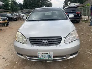 Toyota Corolla LE 2004 Silver