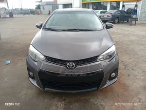 Toyota Corolla 2015 Gray