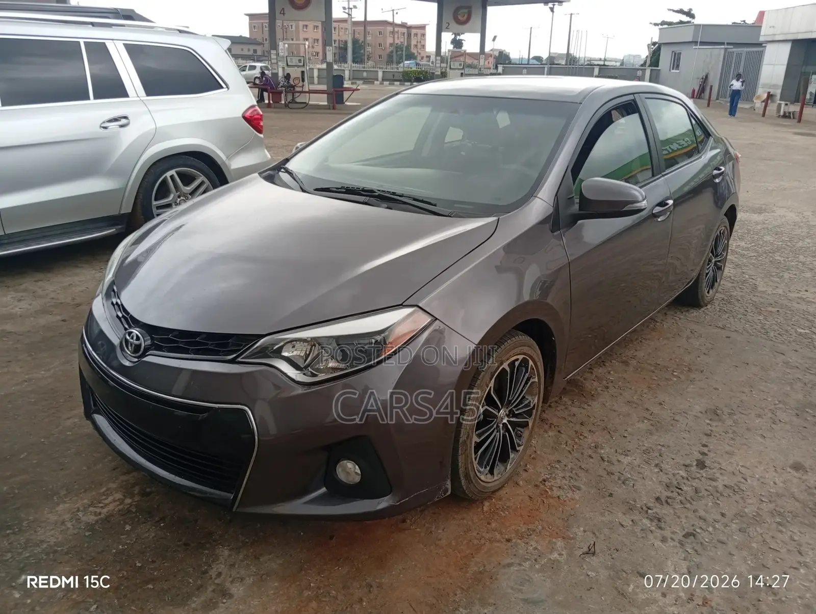 Toyota Corolla 2015 Gray