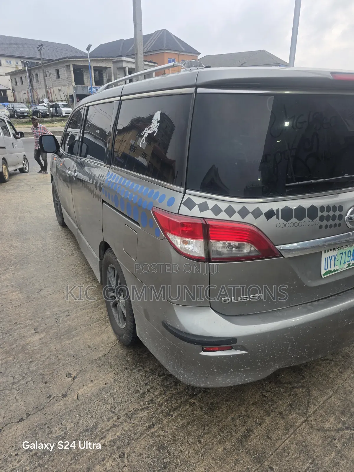 Nissan Quest 2013 Gray