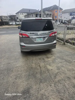 Nissan Quest 2013 Gray
