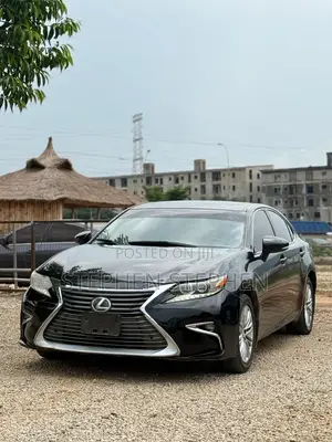 Lexus ES 2013 Black