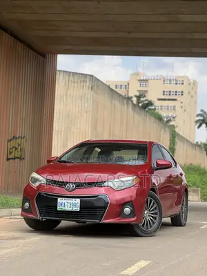 Toyota Corolla LE 4dr Sedan (1.8L 4cyl CVT) 2015 Red