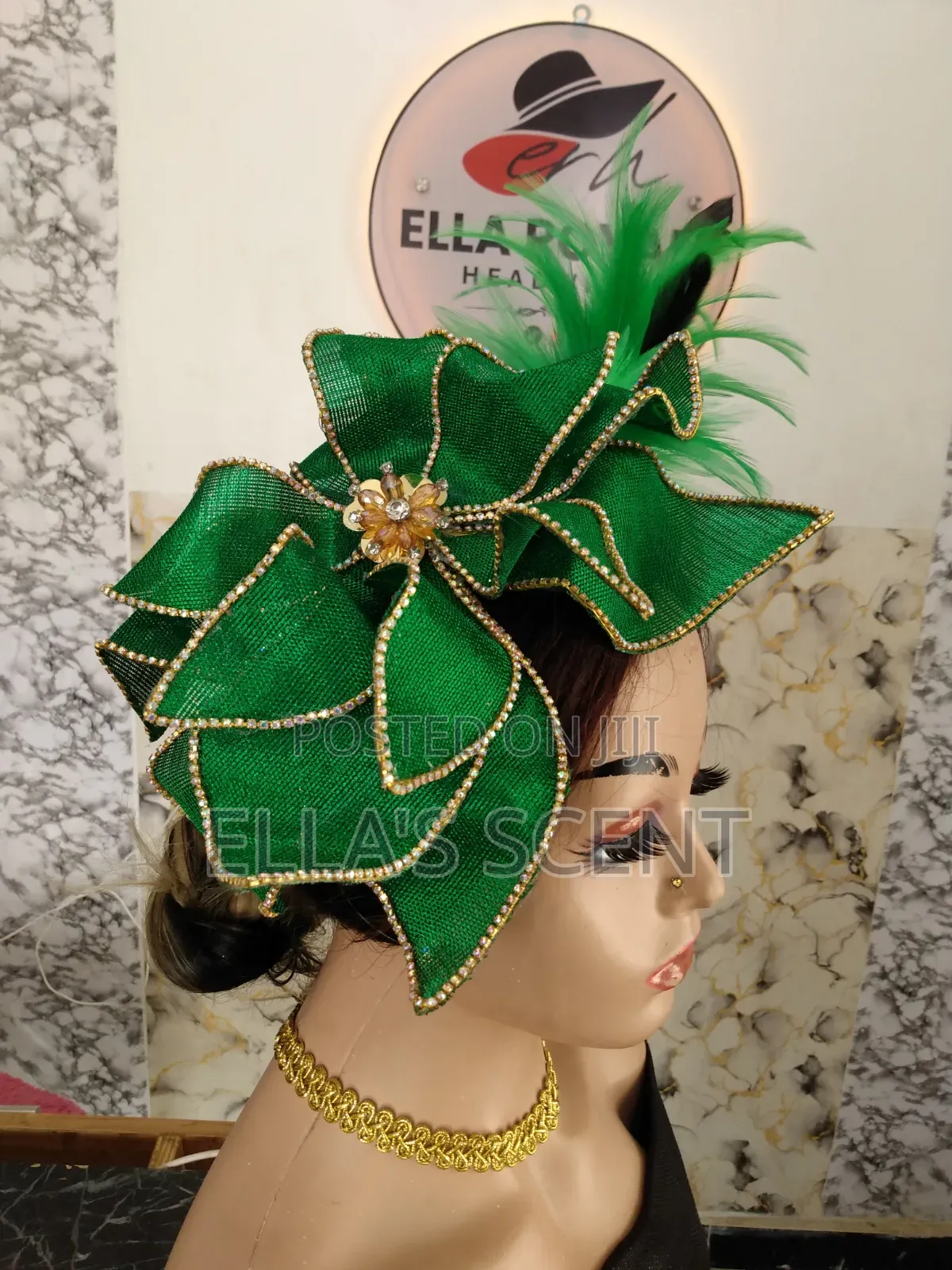 Fascinator