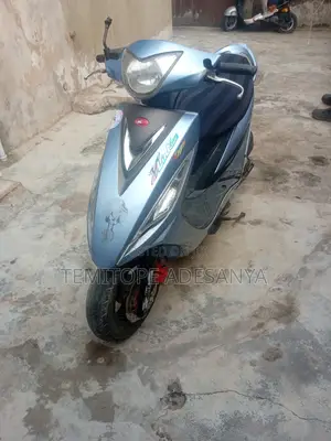 Kymco 2004 Black