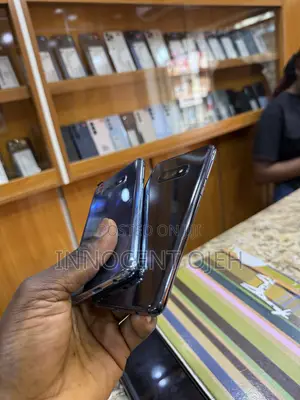 Samsung Galaxy S10e 128 GB Black