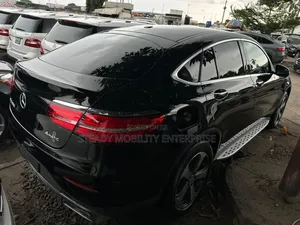 Mercedes-Benz GLC-Class 2017 Black