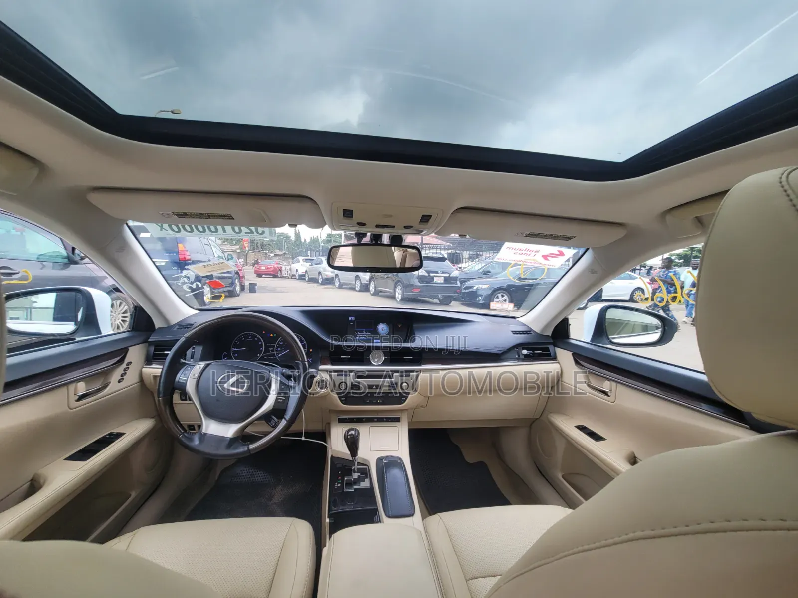 Lexus ES 2013 White