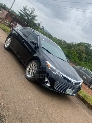 Toyota Avalon XLE 4dr Sedan (3.5L 6cyl 6A) 2014 Black