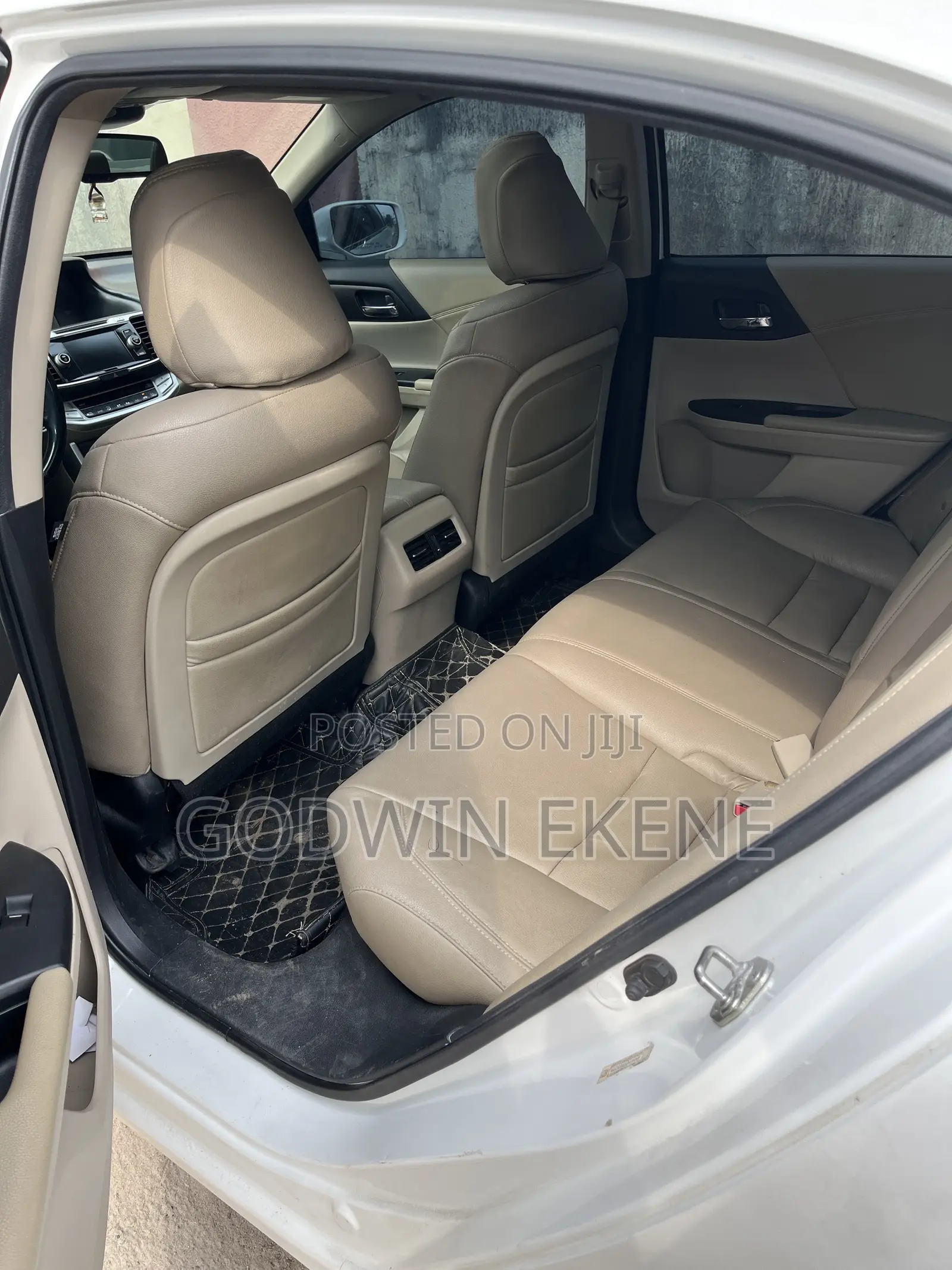 Honda Accord 2011 White