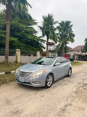 Hyundai Sonata 2013