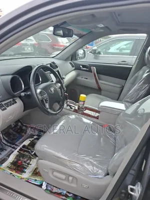 Toyota Highlander 2013 Gray