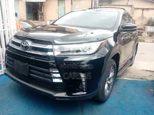 Toyota Highlander 2015 Black
