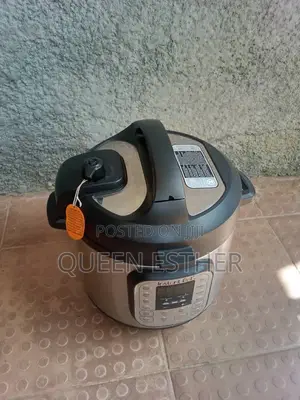 Brand New Foreign Instant Pot 6L 7in1 Dubai Import` 
