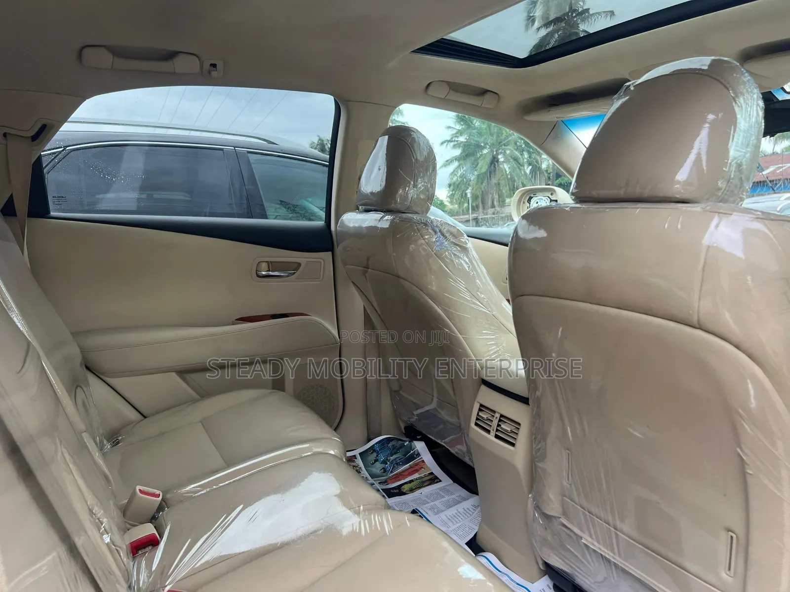 Lexus RX 2010 Gold