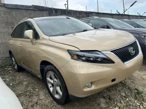Lexus RX 2010 Gold