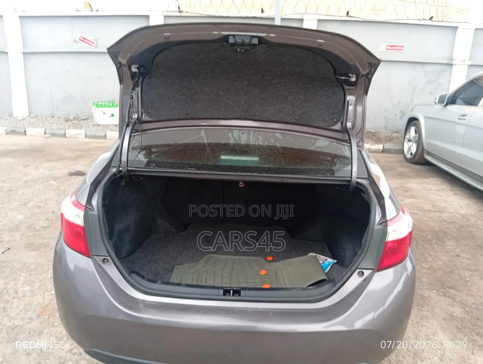 Toyota Corolla 2015 Gray