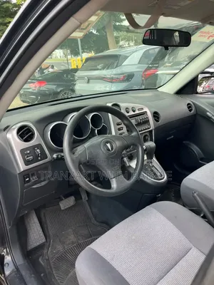 Pontiac Vibe 2005 Gray