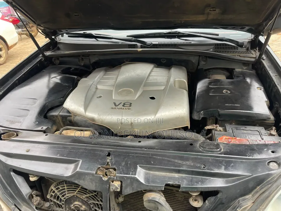 Lexus GX 470 Sport Utility 2005 Black