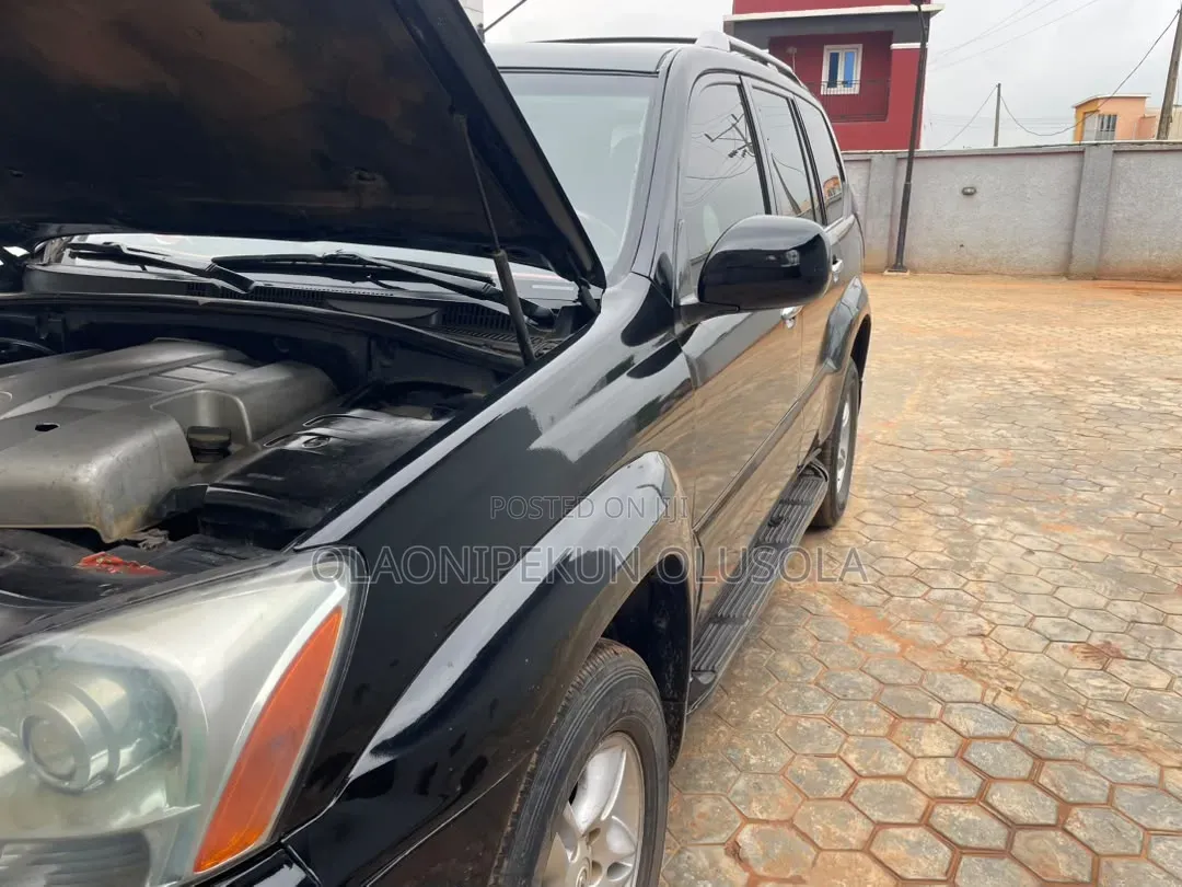 Lexus GX 470 Sport Utility 2005 Black