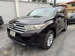 Toyota Highlander 2013 Burgundy