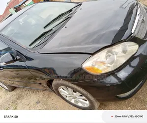 Toyota Corolla 2004 Gold
