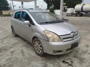 Toyota Corolla 2007 Silver