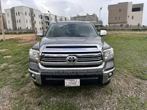 Toyota Tundra 2016 Gray