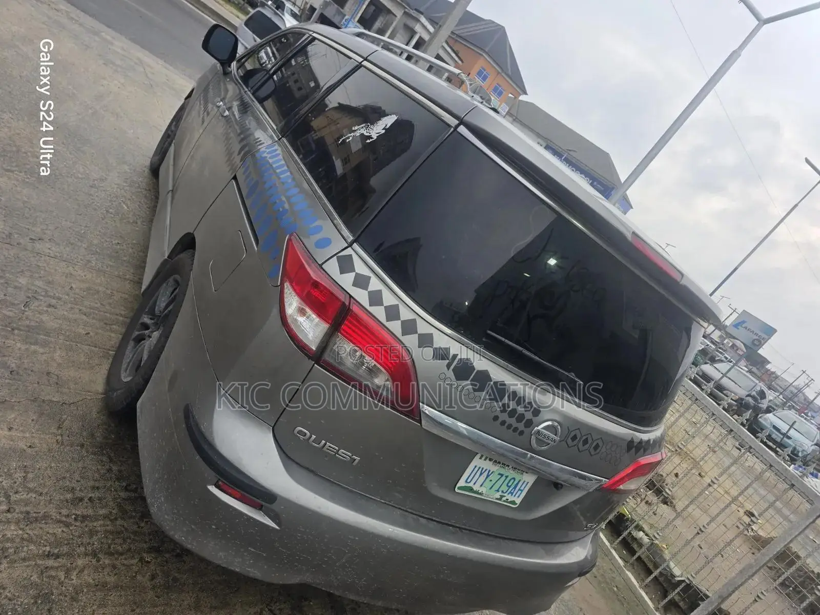 Nissan Quest 2013 Gray