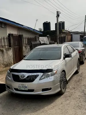 Toyota Camry SE V6 4dr Sedan (3.5L 6cyl 6AM) 2007 Silver