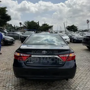 Toyota Camry SE w/Special Edition Pkg (2.5L 4cyl 6A) 2016 Black