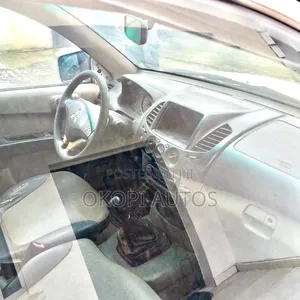 Mitsubishi L200 2013 White