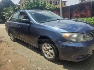 Toyota Camry 2004 Blue