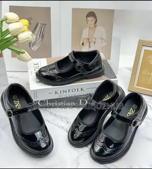 Girls Patent School Shoe
